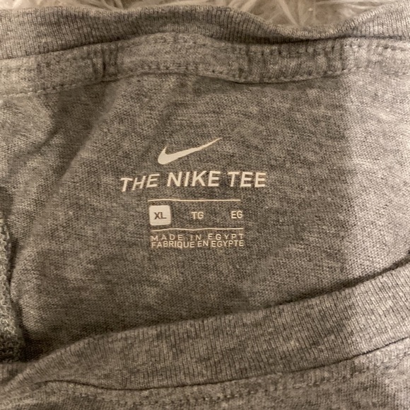 tank top - Picture 2 of 3